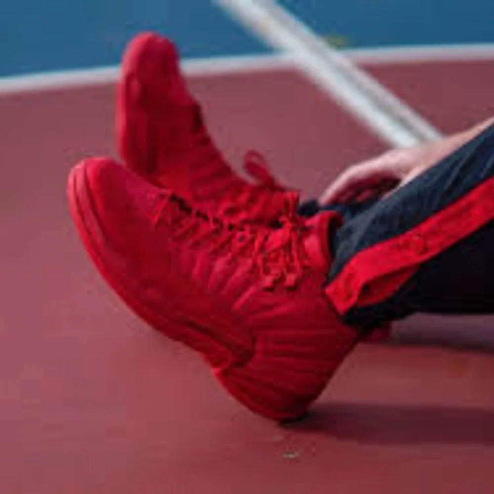 Air Jordan 12 Retro Gym Read Man Shoes Size 9